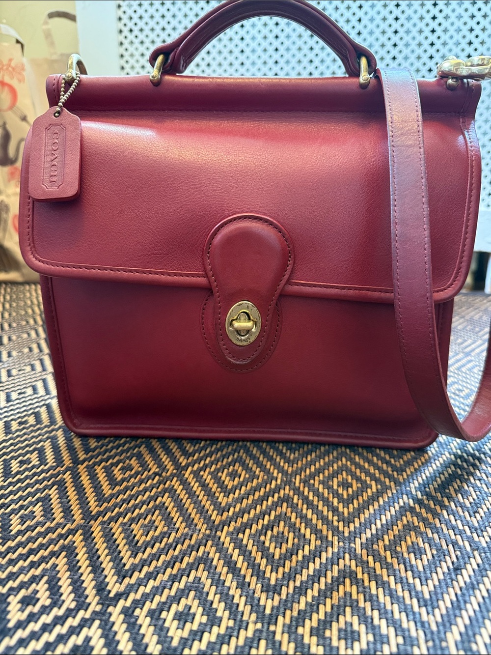 Vintage coach Willis 9927 red with brass - Picture 2 of 16